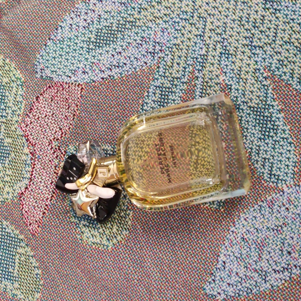 Marc Jacobs Perfect -intense